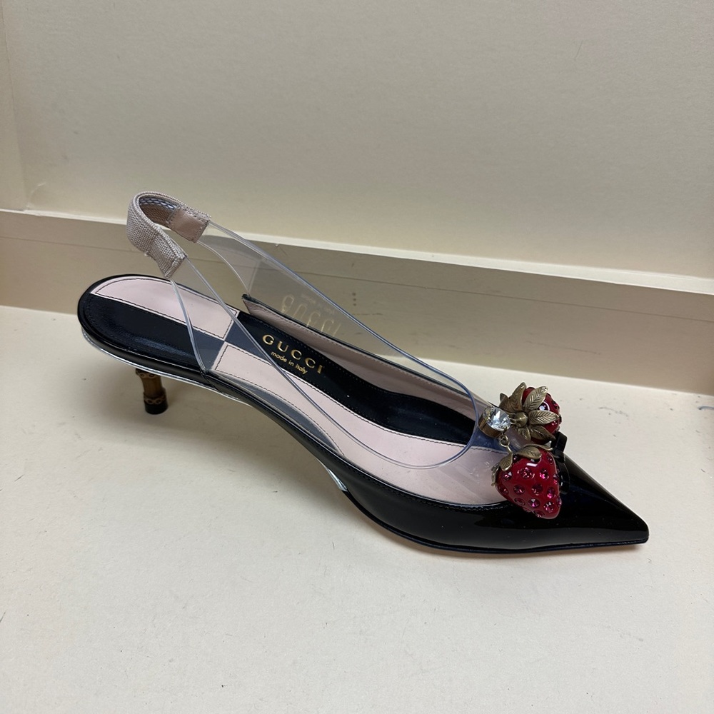 Gucci Eleonor Strawberry Patent-leather Pumps - Picture 5 of 7